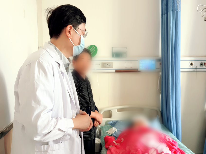 学术赋能强本领 精研病例促提升|长治市中医医院肿瘤科特邀省级专家开展胸部肿瘤专题授课与病例研讨