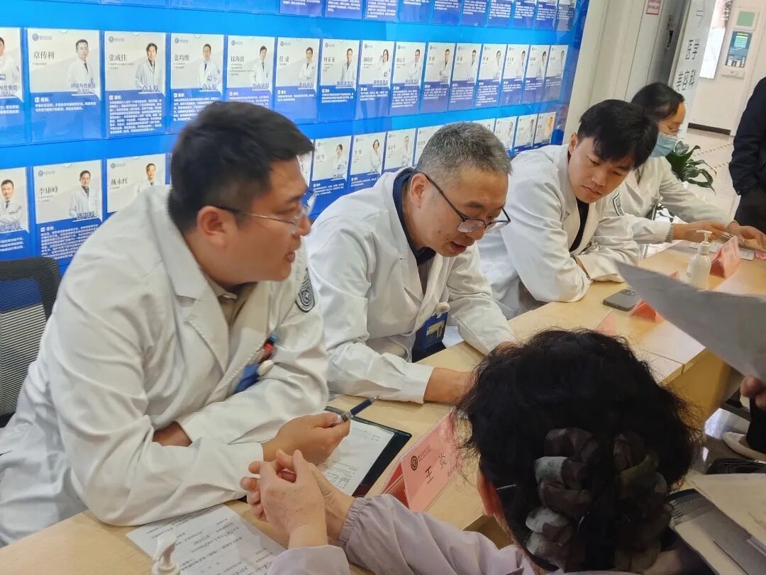 骨肌同管，共促健康｜世界骨质疏松日，我院多学科护骨义诊活动圆满落幕