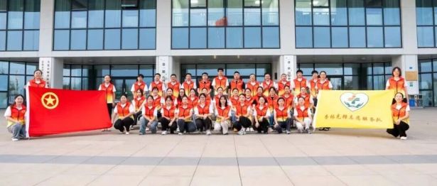 【媒体视角】人民网：山海不负医者心 ——“杏林先锋·三维健康守护”志愿服务项目服务边疆基层群众纪实