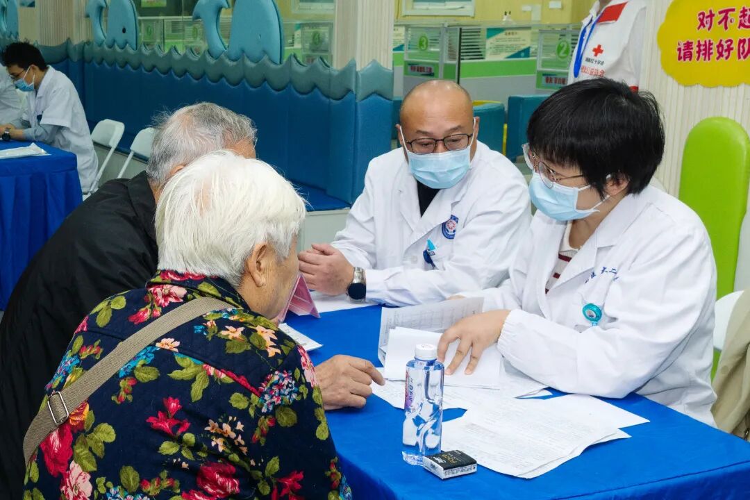归巢行动第102站|8位专家走进徐州沛县送健康!