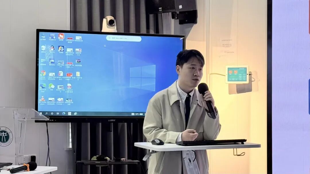 湖北省第三人民医院青年硕博服务团走进江汉大学医学部开展交流分享活动