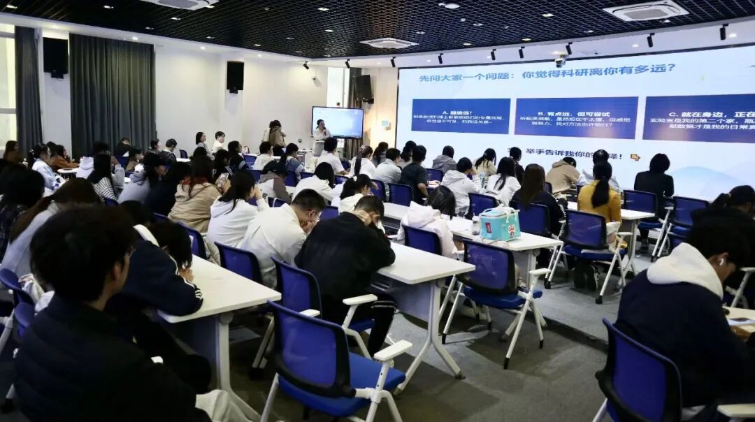湖北省第三人民医院青年硕博服务团走进江汉大学医学部开展交流分享活动