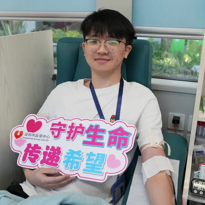 喝大水,献大爱 | 137位“热血志士”无偿献血45300mL,给到“夯”!