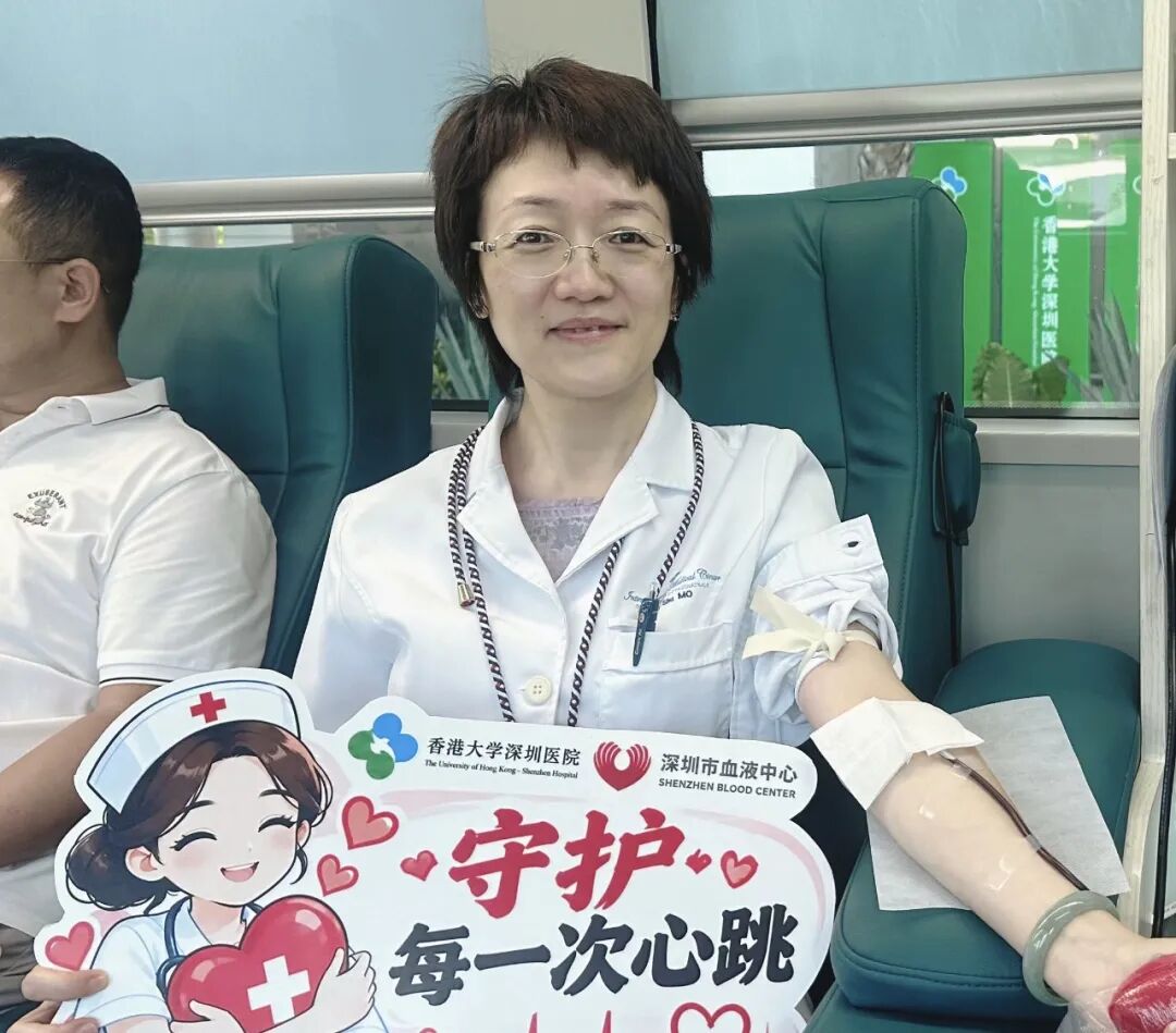 喝大水，献大爱 | 137位“热血志士”无偿献血45300mL，给到“夯”！