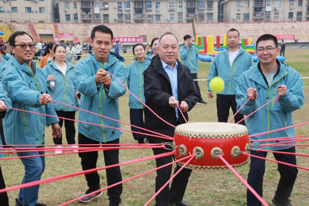 聚力奋进展风采 砥砺笃行向未来丨郑州大学第五附属医院 第五临床医学院2026年秋季运动会成功举办