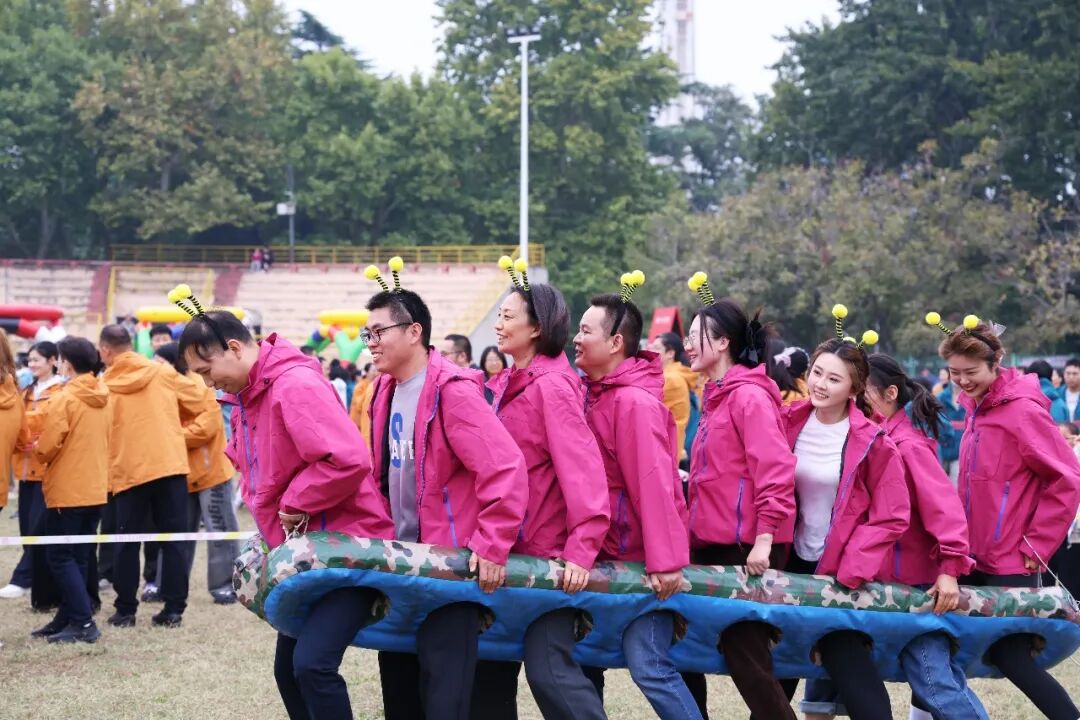 聚力奋进展风采 砥砺笃行向未来丨郑州大学第五附属医院 第五临床医学院2026年秋季运动会成功举办
