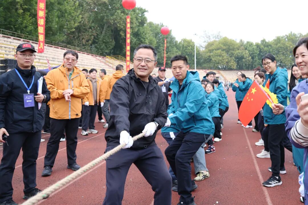 聚力奋进展风采 砥砺笃行向未来丨郑州大学第五附属医院 第五临床医学院2026年秋季运动会成功举办