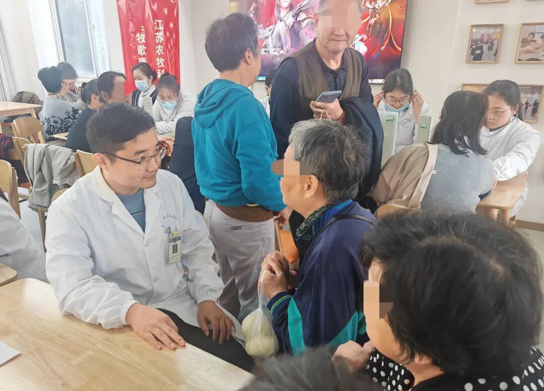 “银龄悦听・爱耳同行” 敬老月义诊暖人心