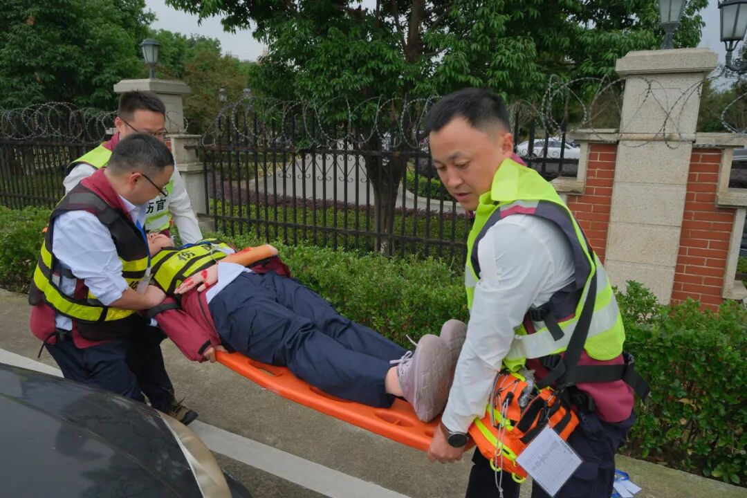 金堂县背囊化医疗应急快速反应小分队外训班（首期）顺利举行
