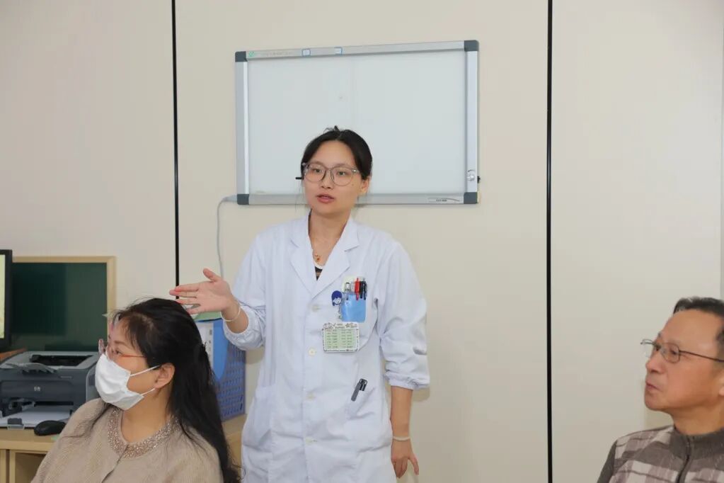 医患携手“守护视力与行动自由”——淮安市一院神经内科举办“视神经脊髓炎谱系疾病日”患教活动