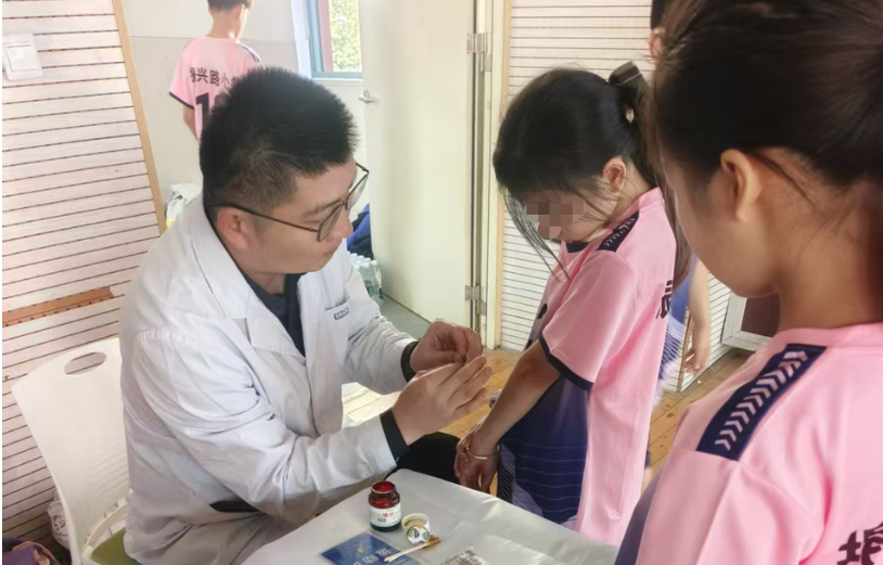 徐州仁慈医院(徐州体育医院)圆满完成全市中小学生手球比赛医疗保障任务