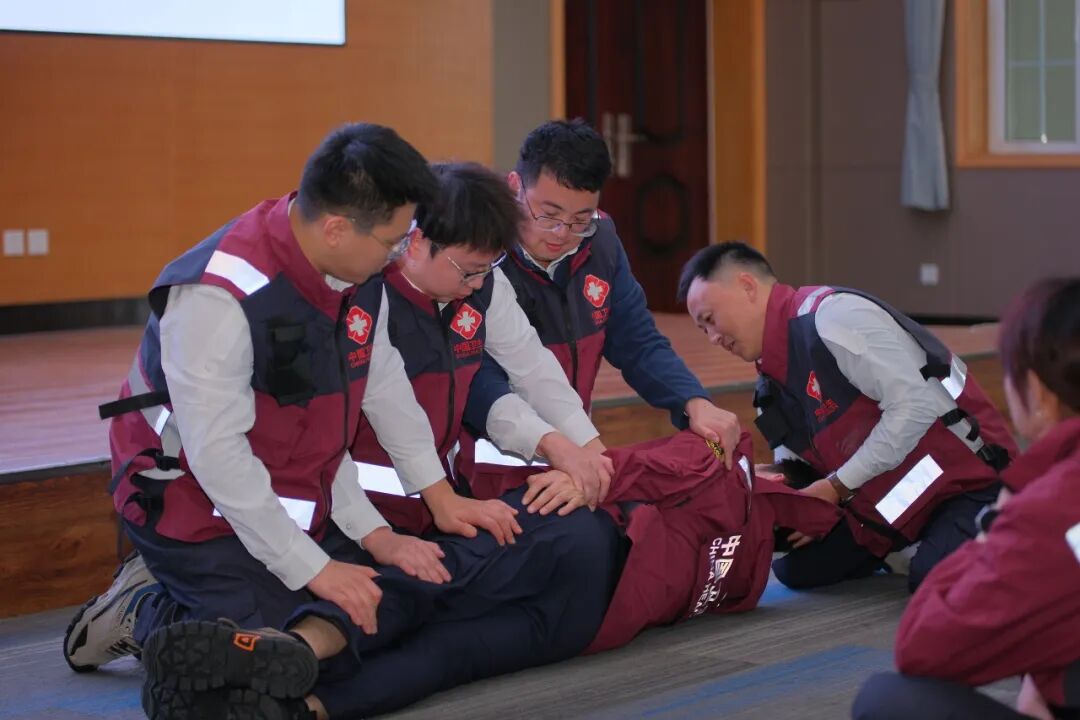 金堂县背囊化医疗应急快速反应小分队外训班（首期）顺利举行