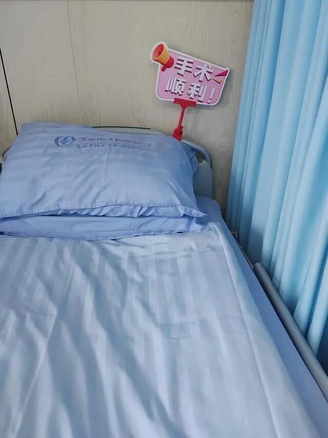 方寸小卡片 浓浓医护情